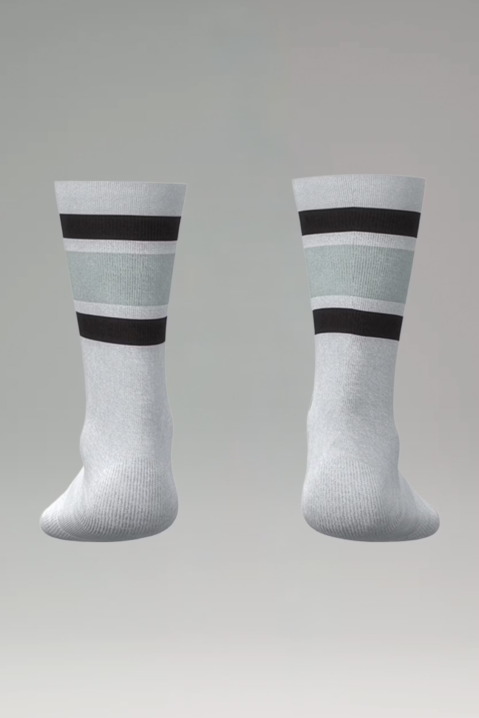 PRO | ORA men’s proformance socks in White Onyx modelled rear view