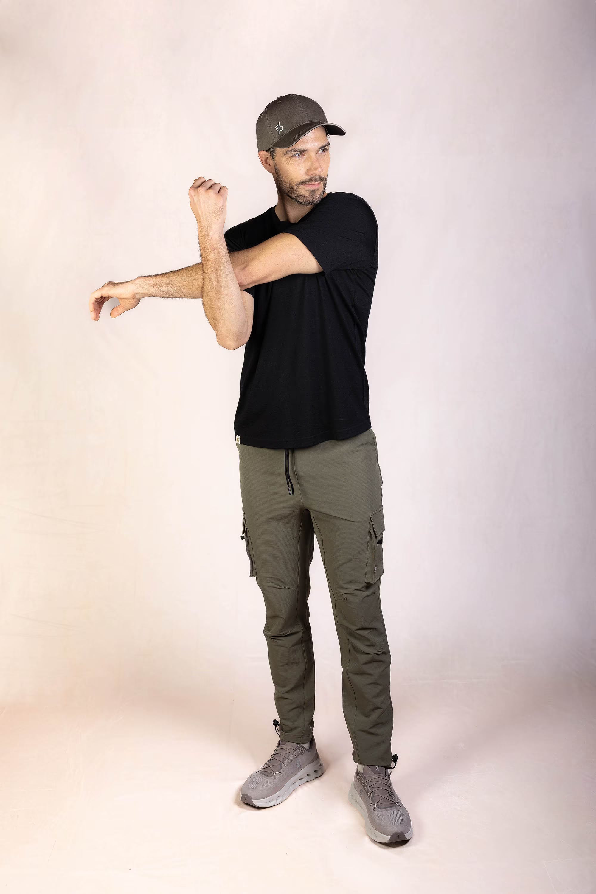 PRO | ORA men’s combat in Smoke Olive, product detail image