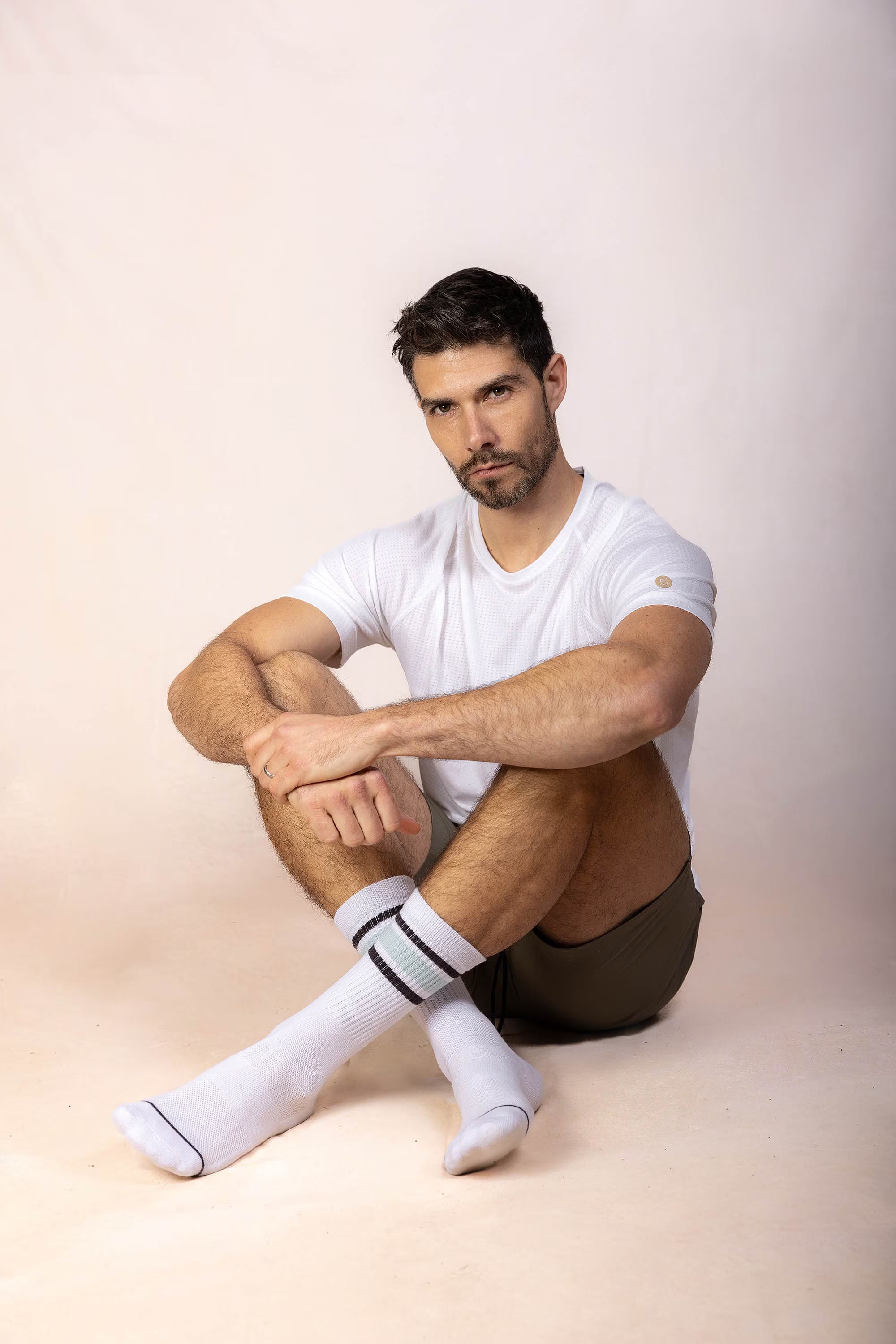 PRO | ORA men’s proformance socks in White Onyx, studio product image, front view