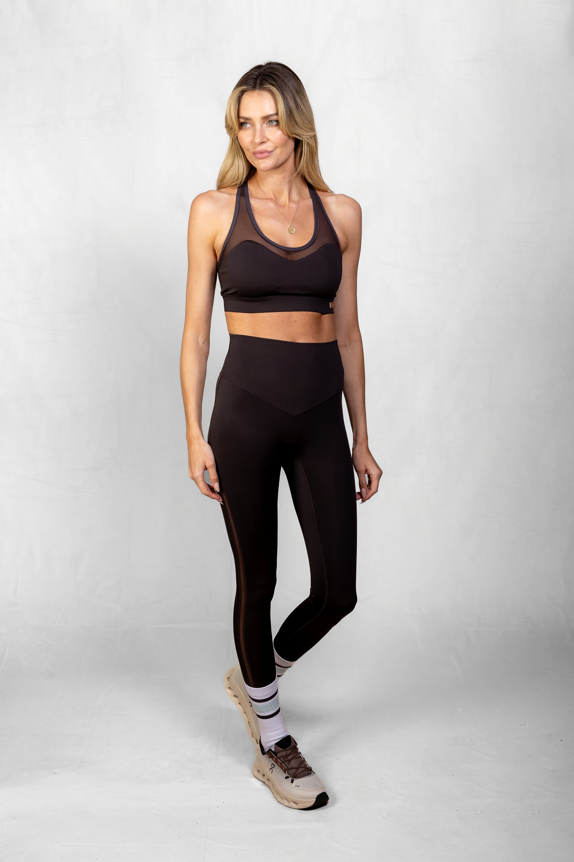 Women's Proformance Mesh Sports Bra in Dark Espresso #Colour_Dark Espresso