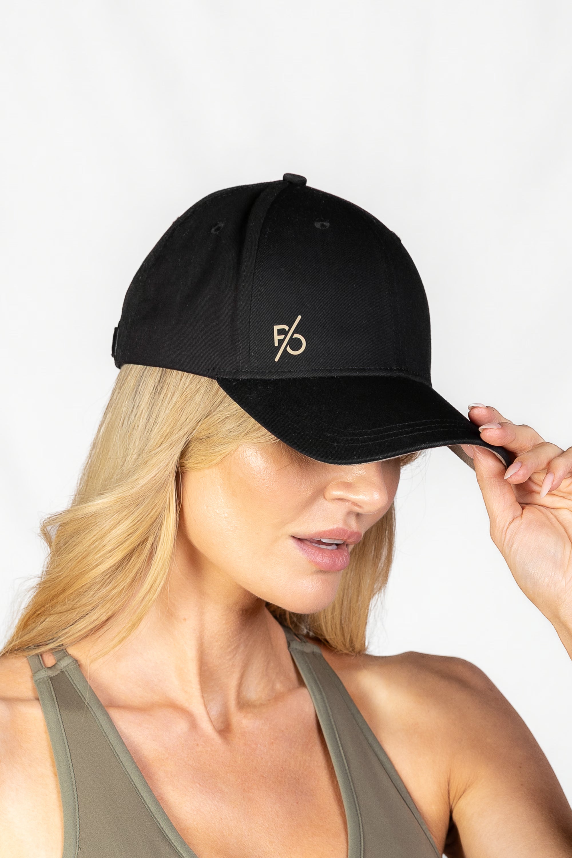 Women's Aura Cap in Black Onyx #Colour_Black Onyx