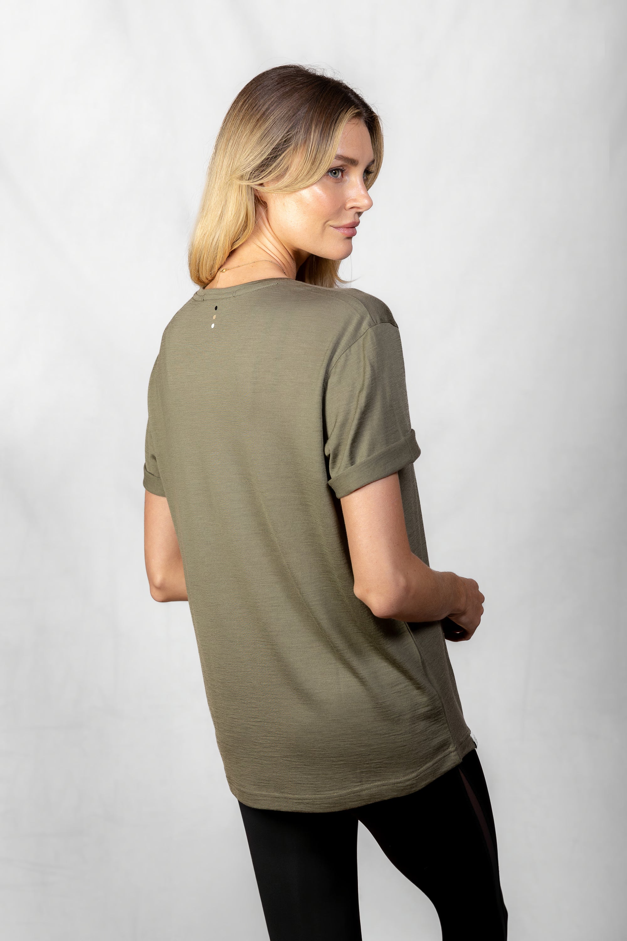 Women's Merino T-Shirt in Olive Smoke #Colour_Olive Smoke