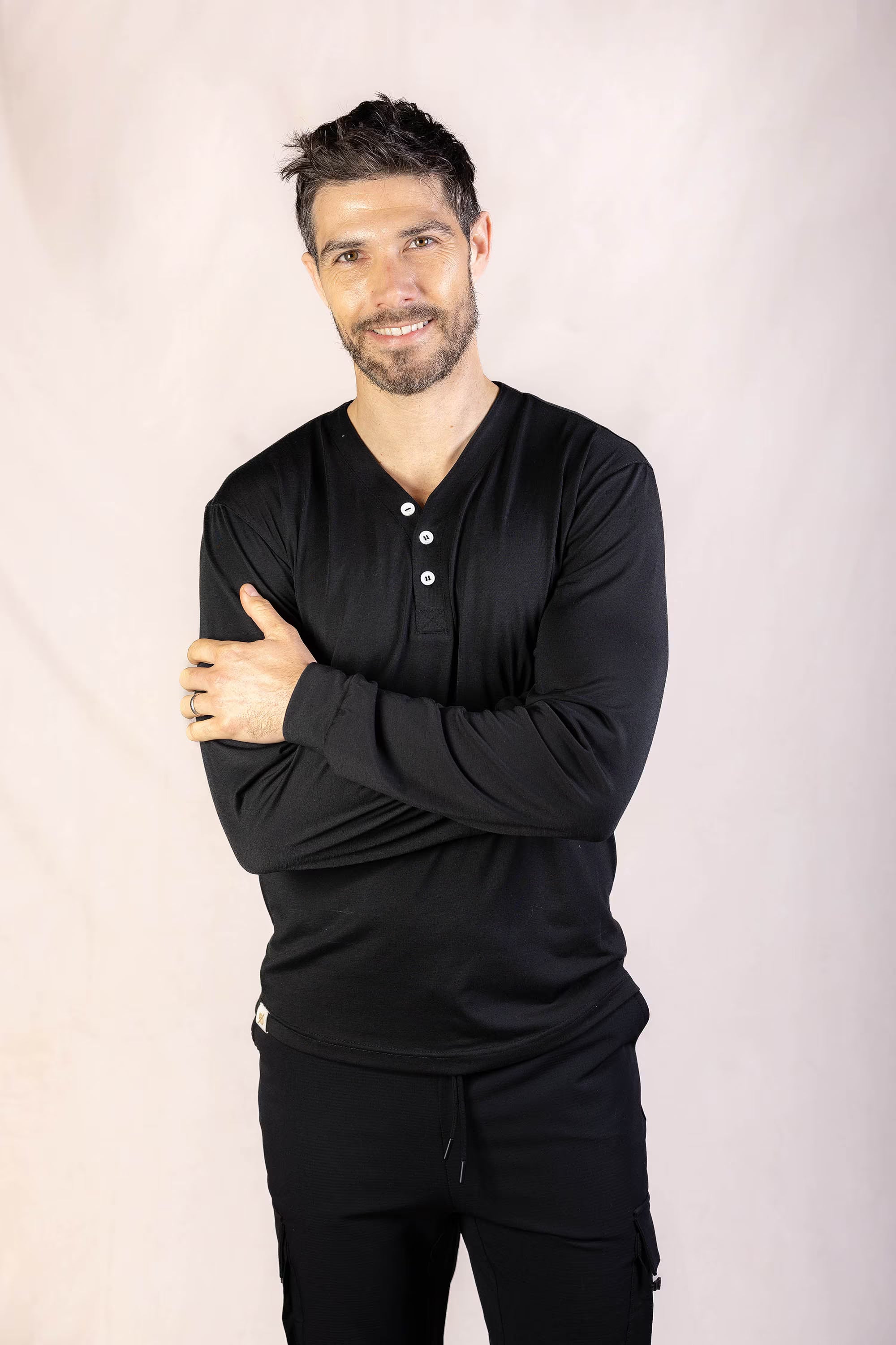 PRO | ORA men’s the aura henley in Black Beauty, product detail image