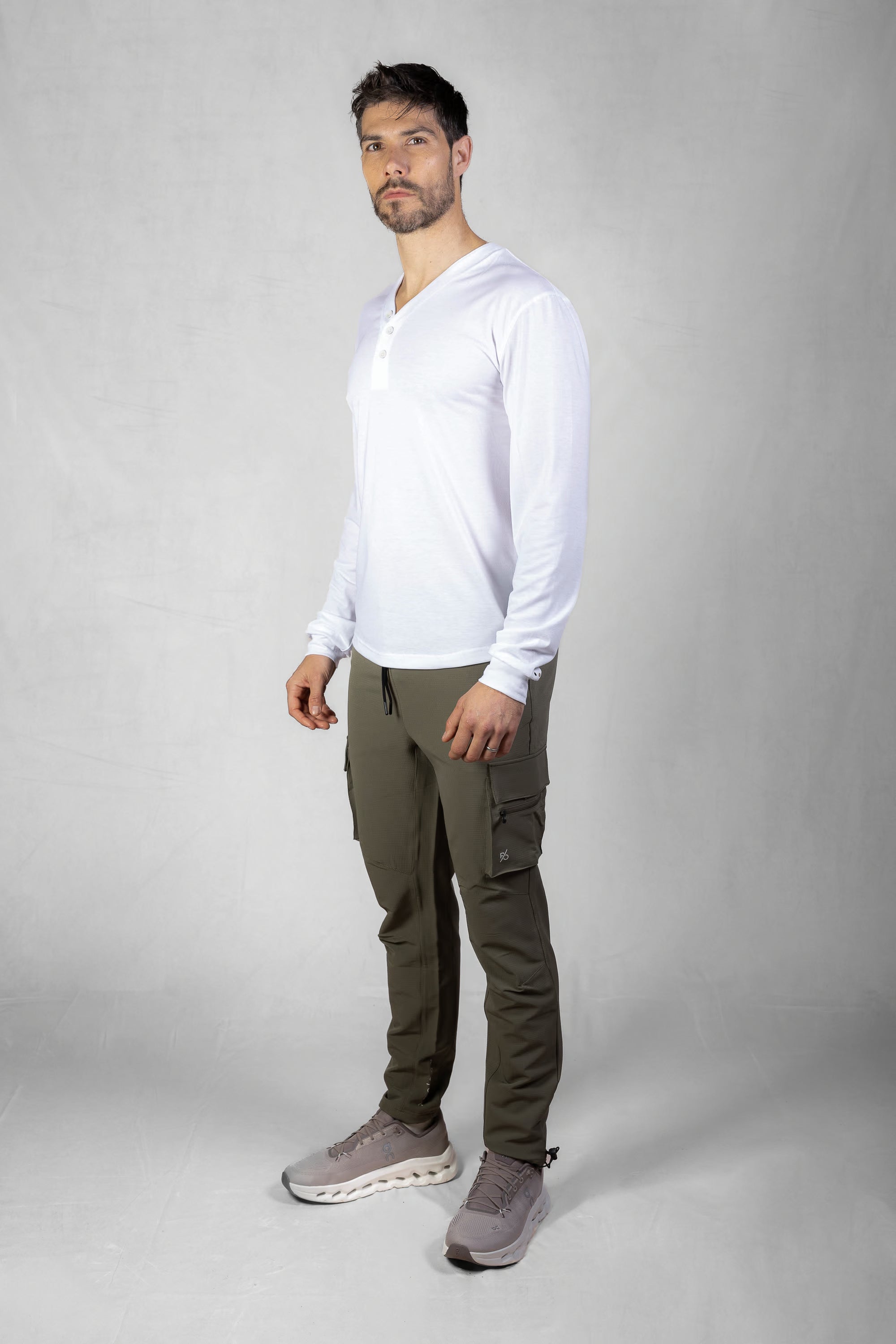 The Aura Henley