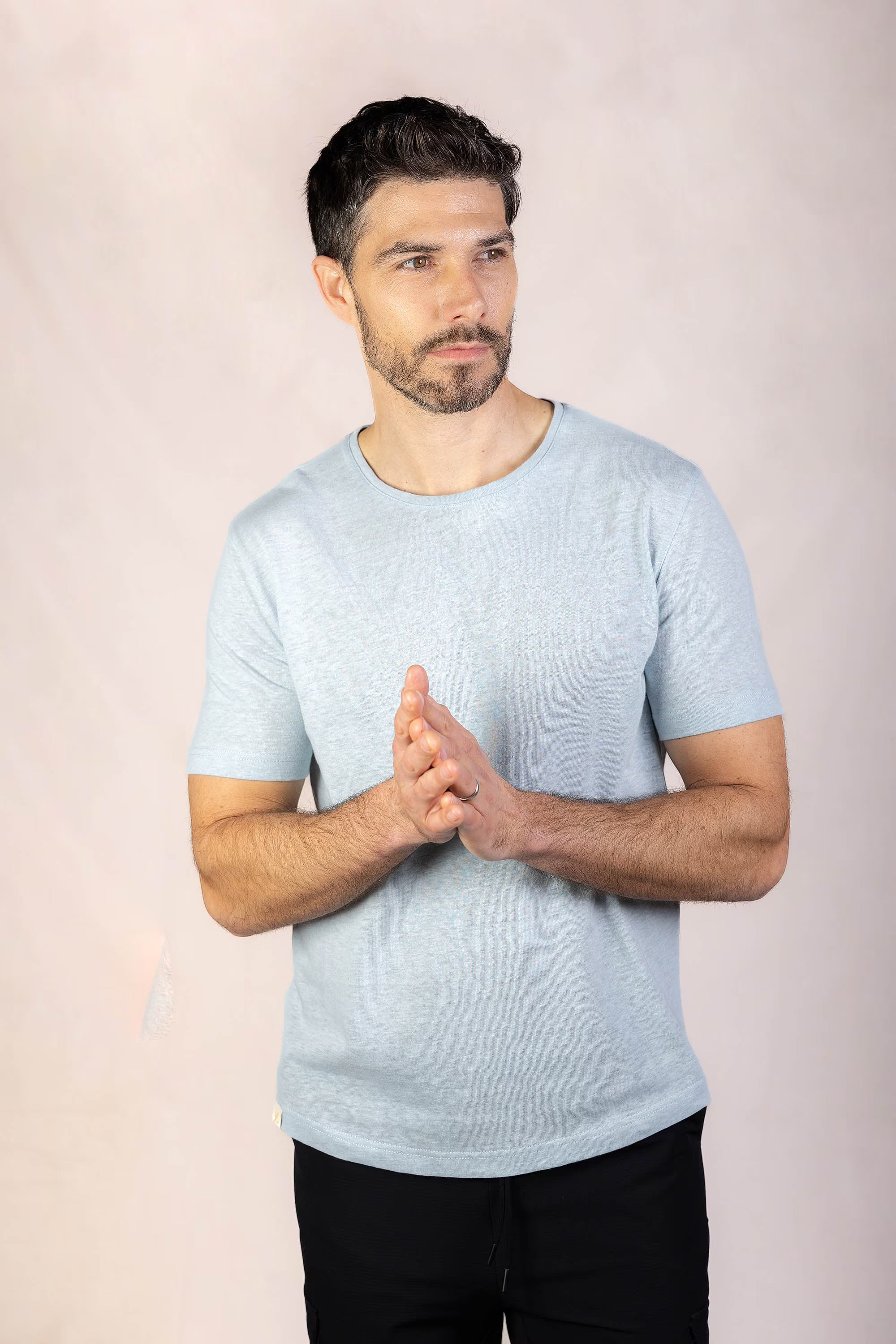 PRO | ORA men’s the linen t-shirt in Blue Porcelain, studio product image, front view
