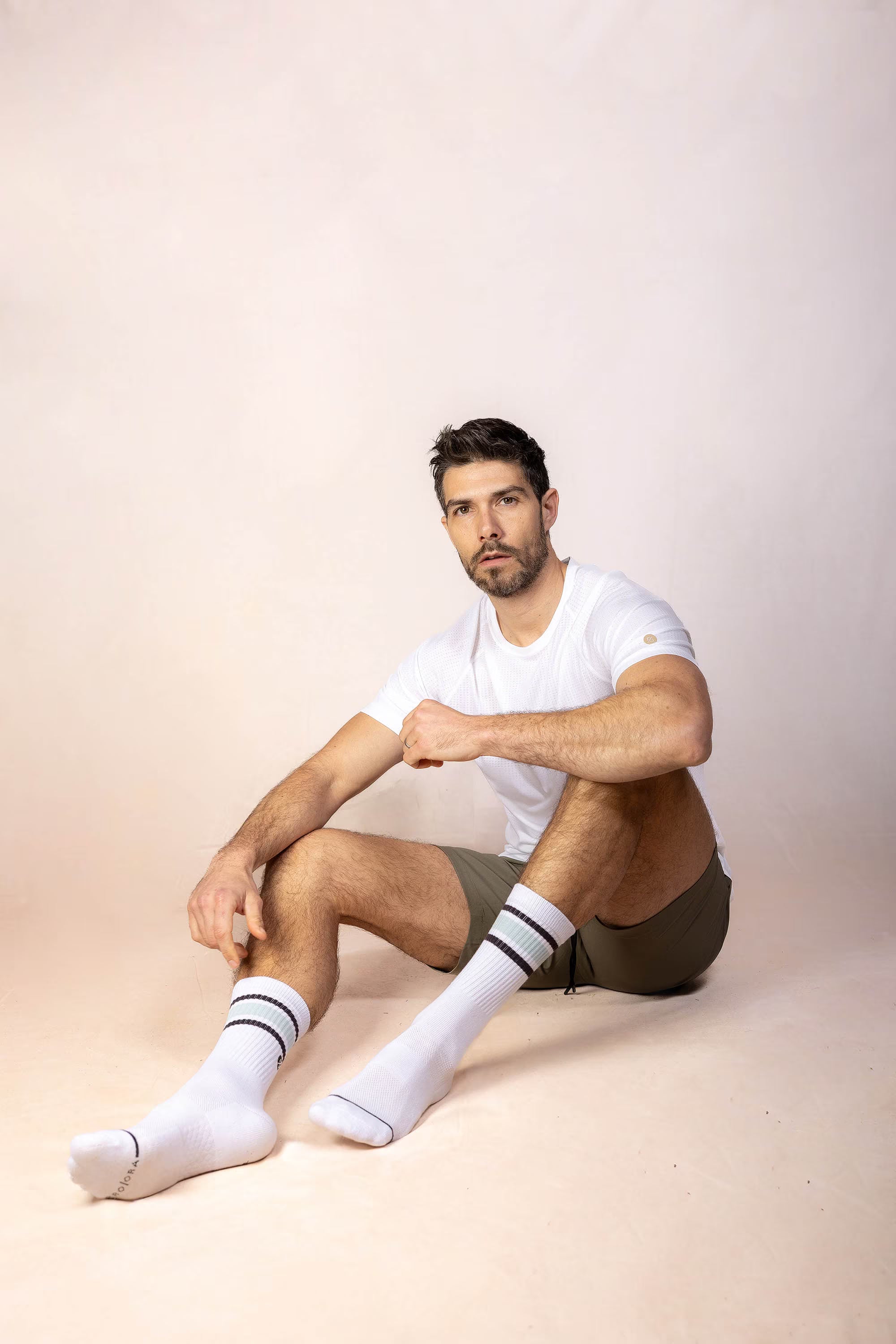 PRO | ORA men’s proformance socks in White Onyx, studio product image, front view