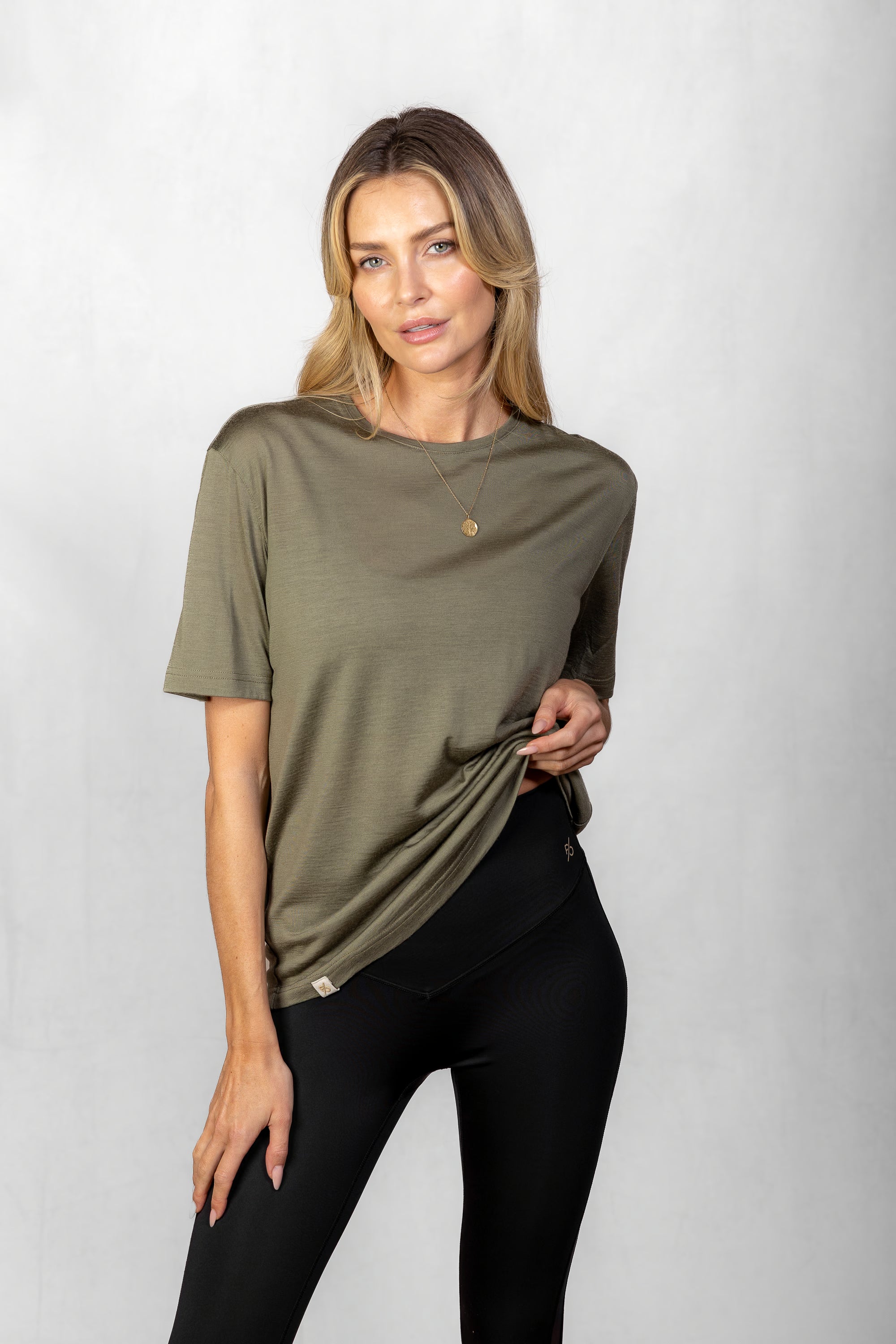 Women's Merino T-Shirt in Olive Smoke #Colour_Olive Smoke
