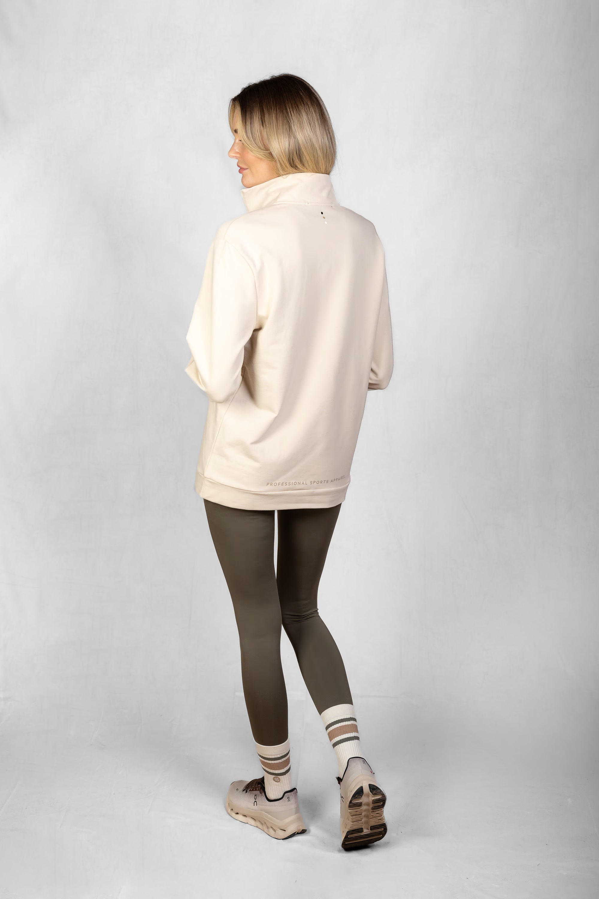 Women's Aura 1/4 Zip Sweatshirt in Toasted Oat #Colour_Toasted Oat