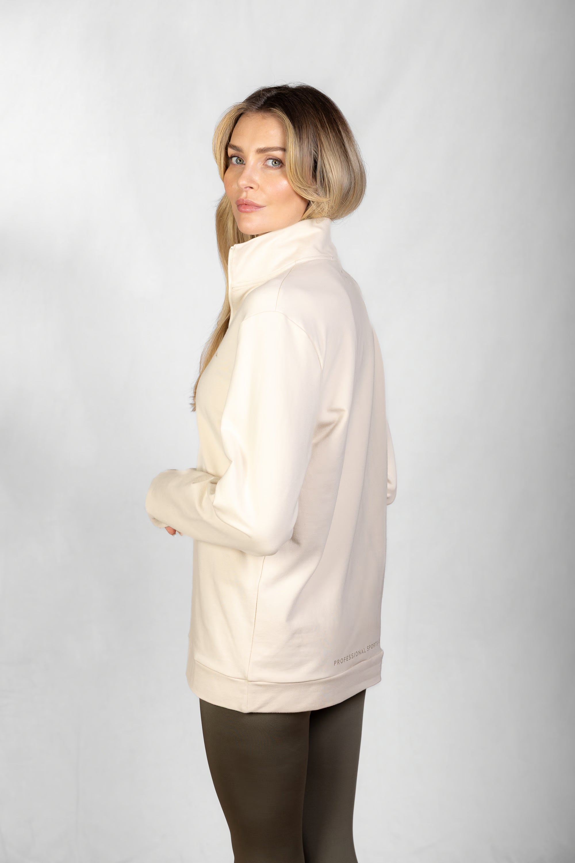 Women's Aura 1/4 Zip Sweatshirt in Toasted Oat #Colour_Toasted Oat