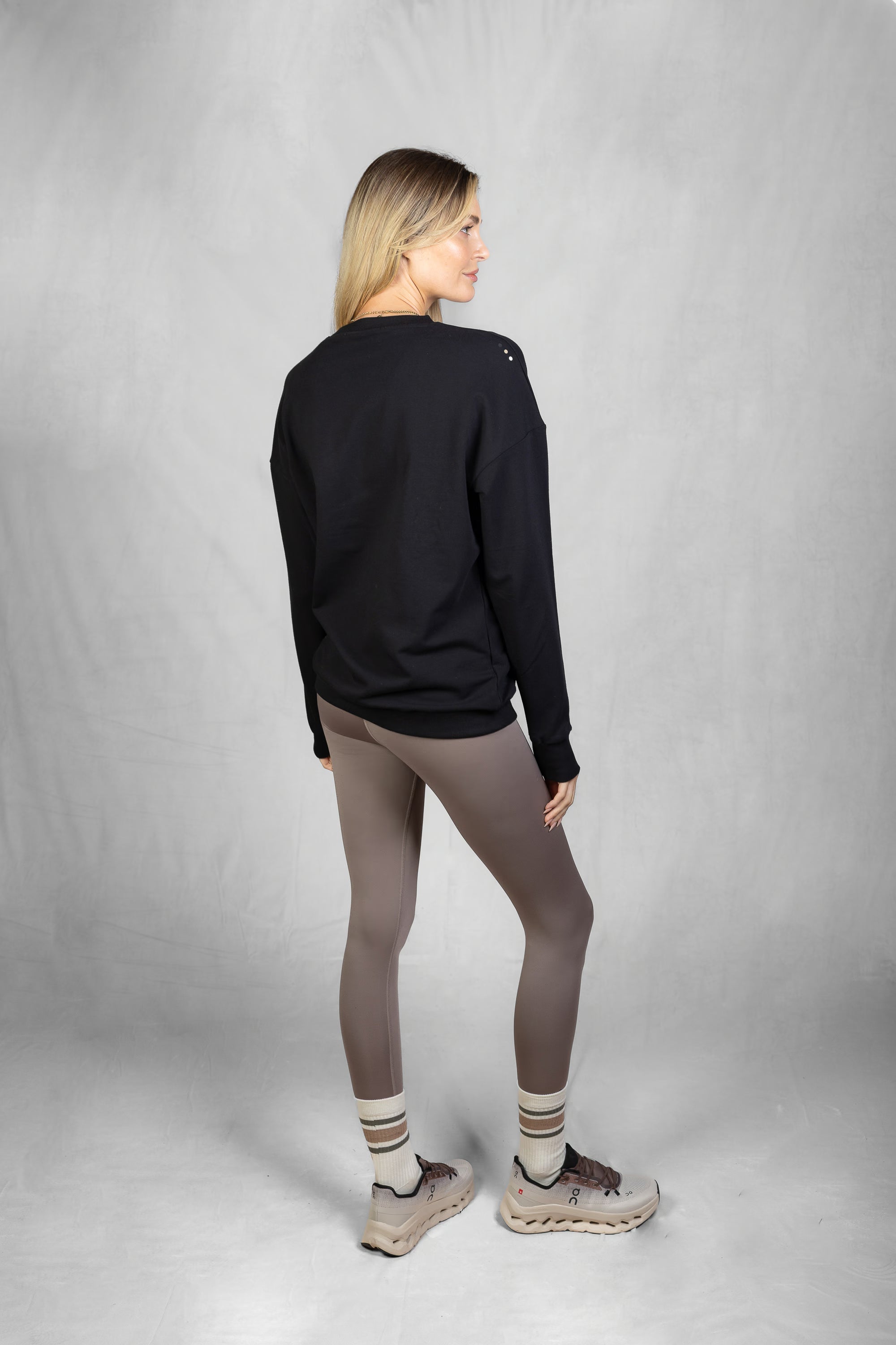 Women's Aura Drop Sweatshirt in Black Onyx #Colour_Black Onyx